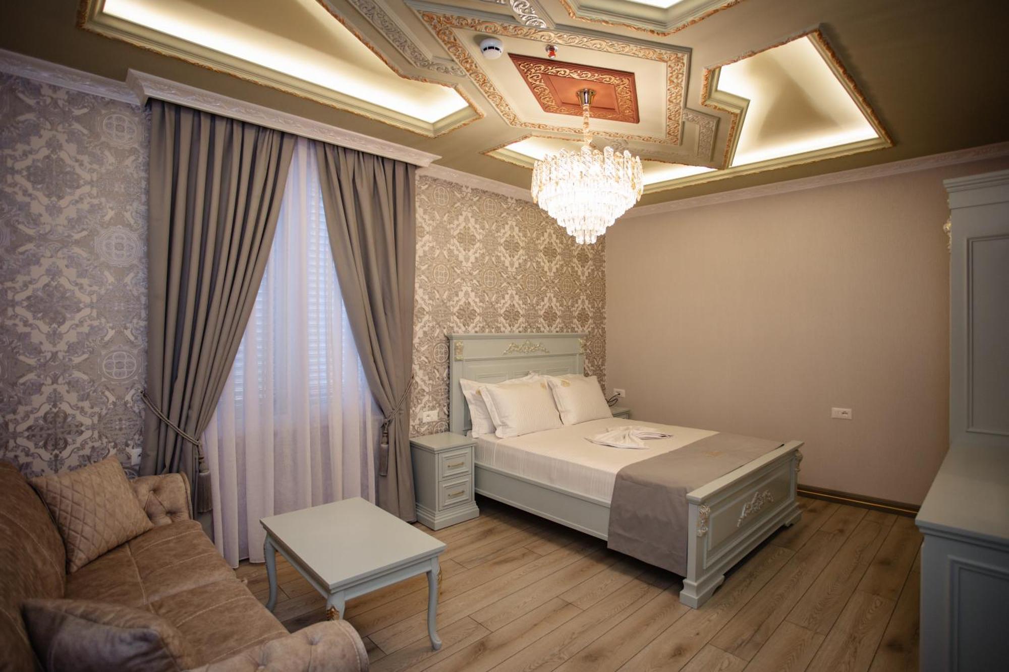Ervini Boutique Hotel Shkodër Екстериор снимка