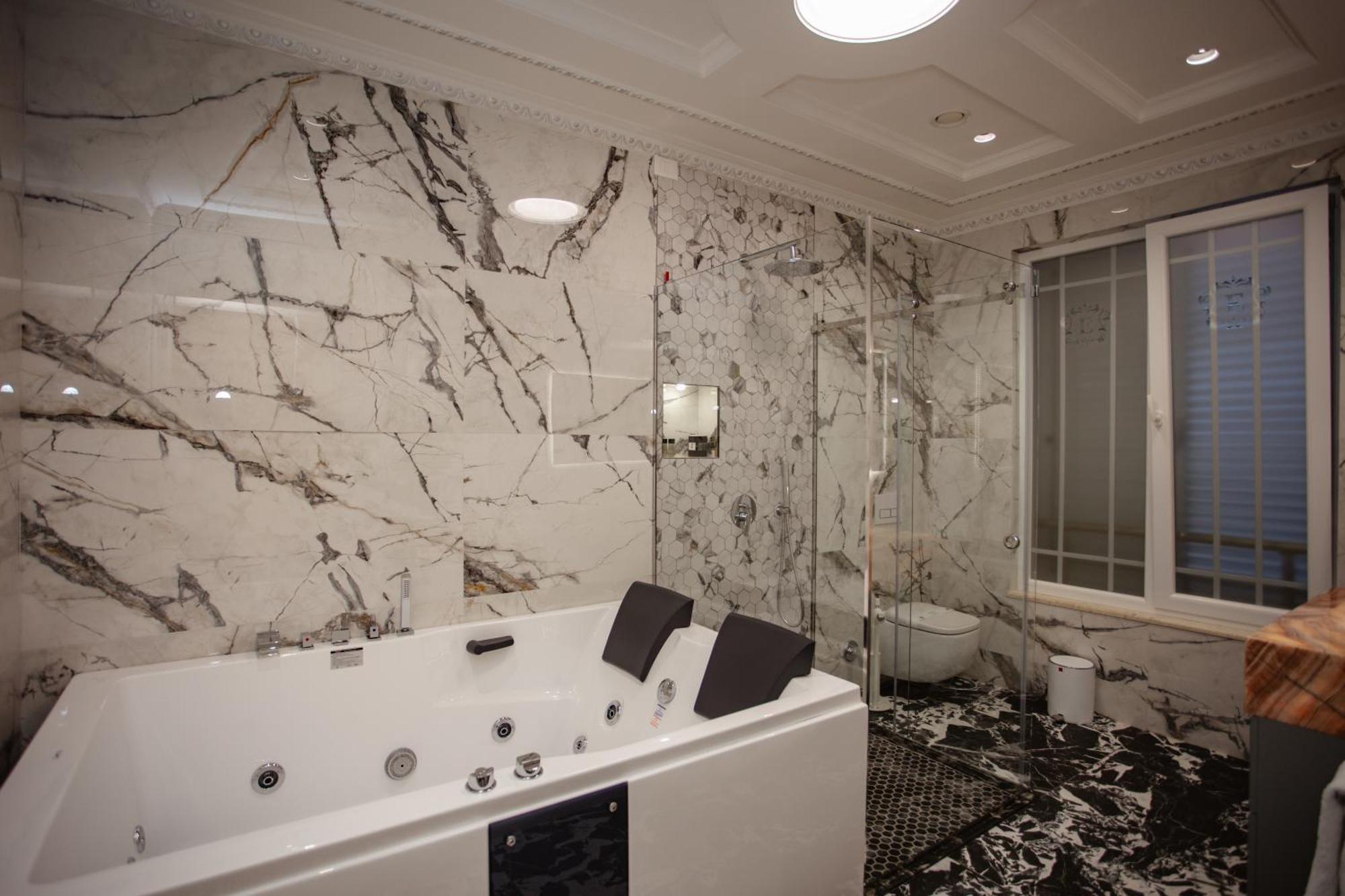 Ervini Boutique Hotel Shkodër Екстериор снимка