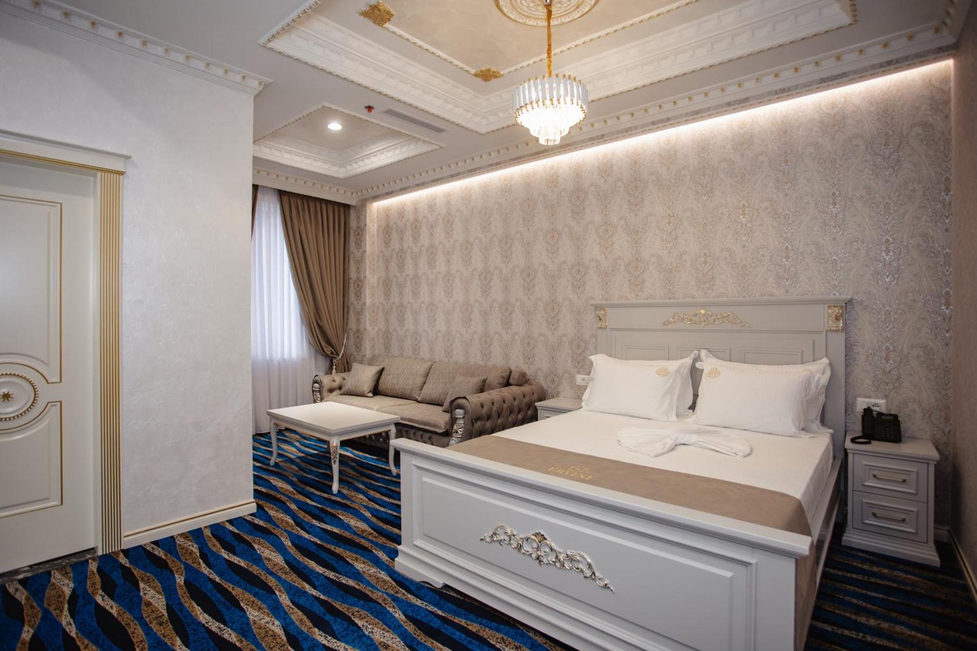 Ervini Boutique Hotel Shkodër Екстериор снимка