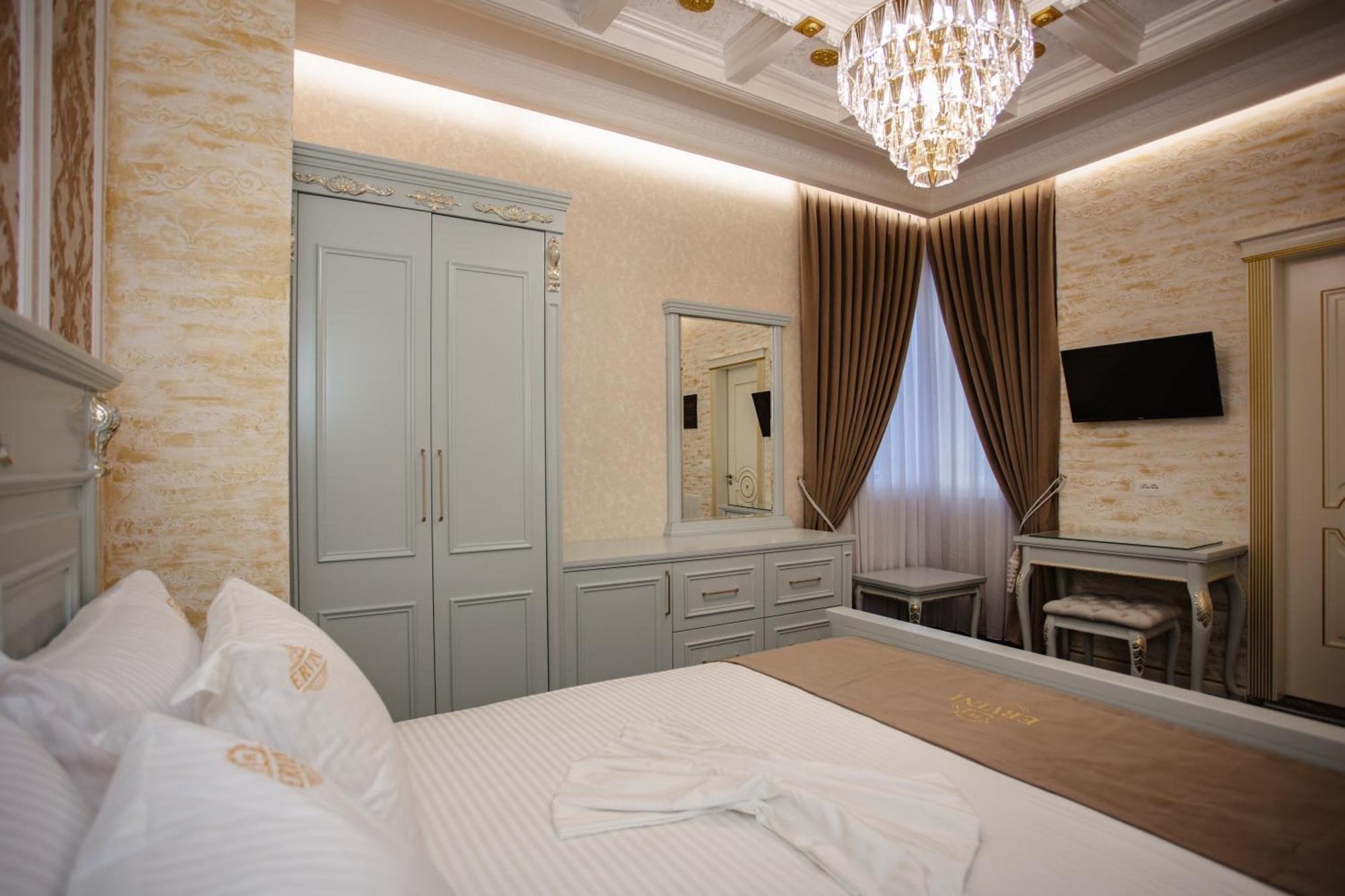 Ervini Boutique Hotel Shkodër Екстериор снимка