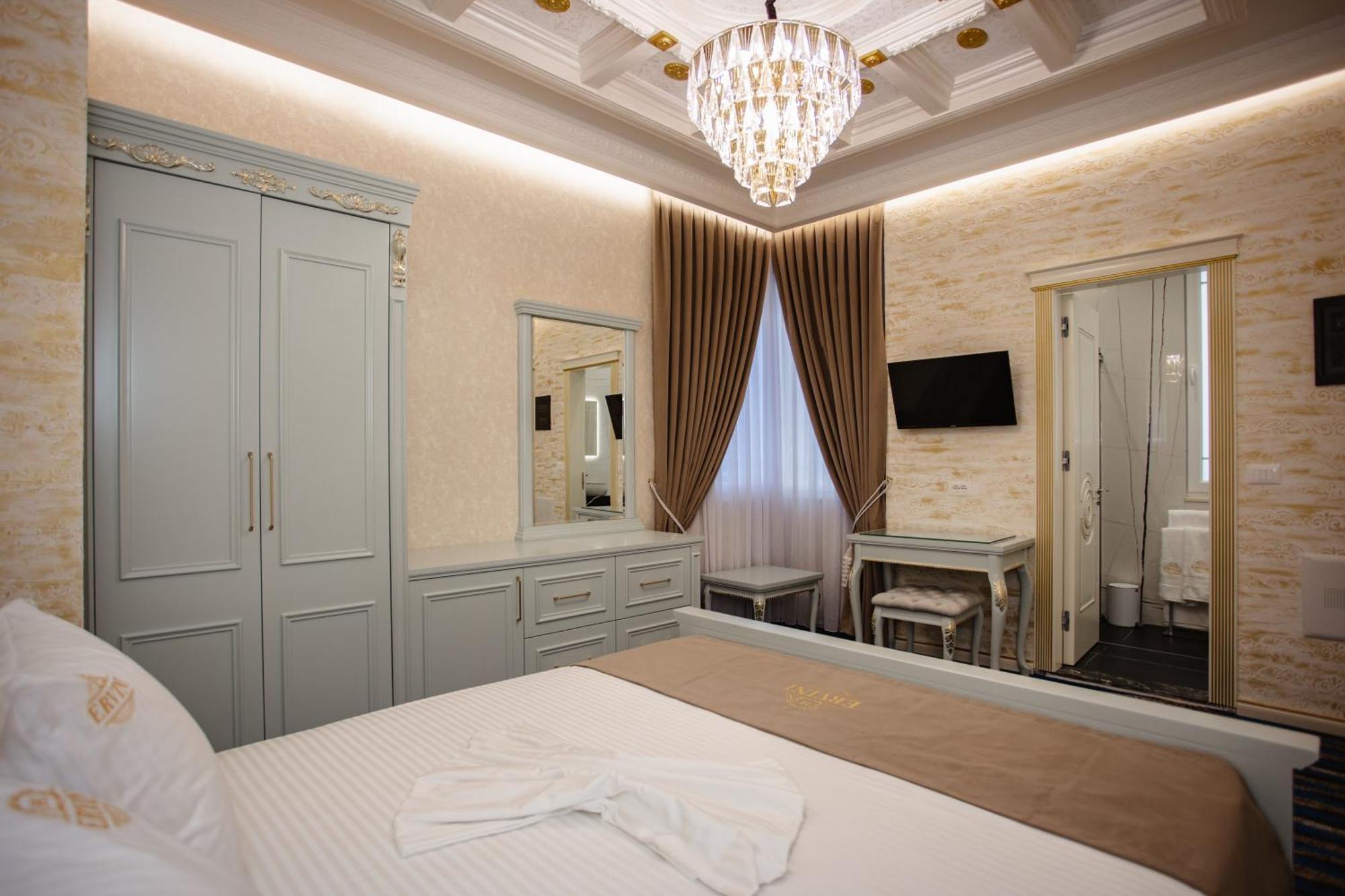 Ervini Boutique Hotel Shkodër Екстериор снимка