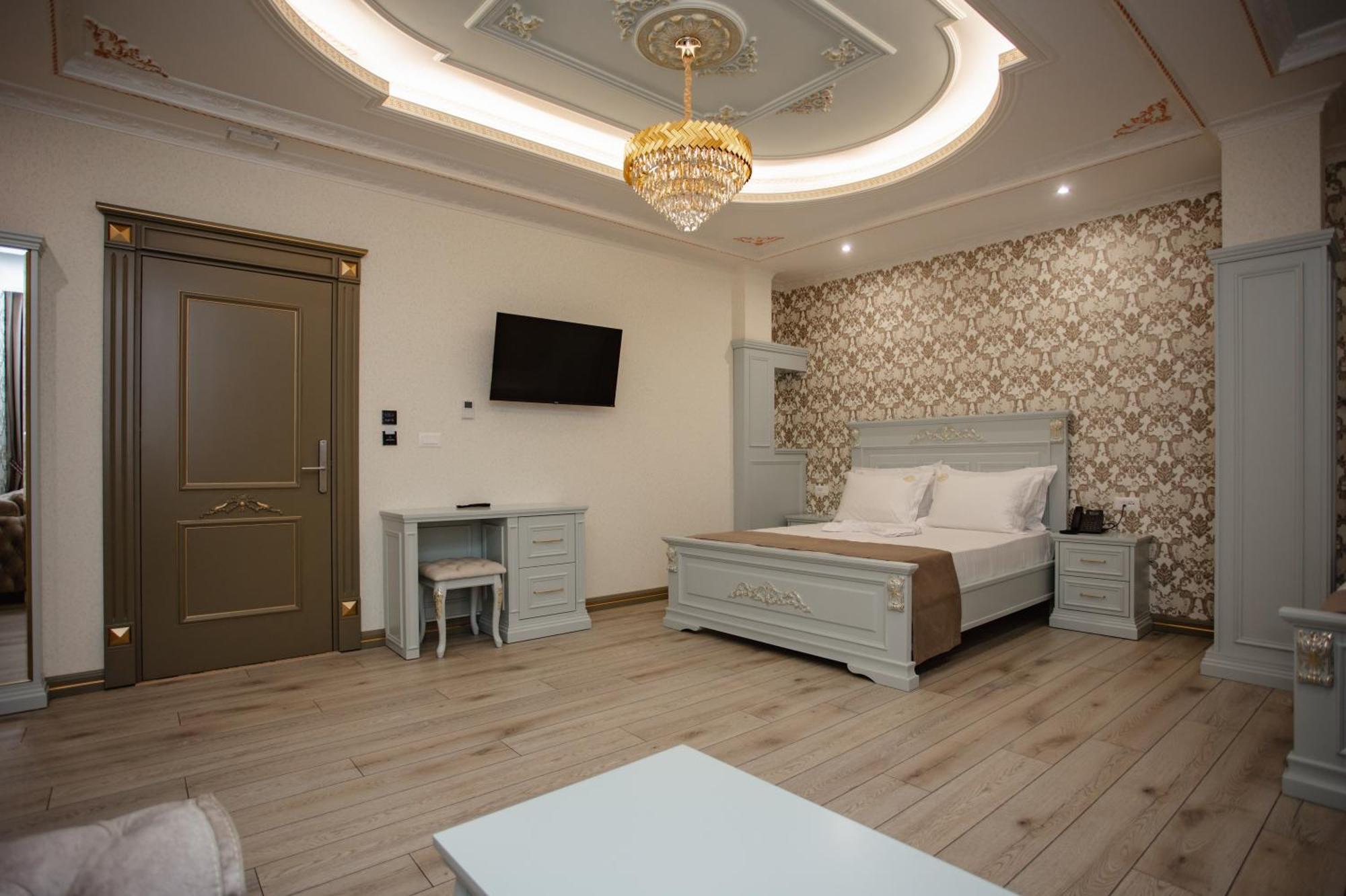 Ervini Boutique Hotel Shkodër Екстериор снимка